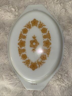 Vintage Pyrex Butterfly Gold Oval Casserole Dishes replacement lid 945